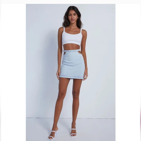 Denim Mini Skirt - NWT WeWoreWhat Cut Out Indigo Comfort Skirt - Picture 6 of 16